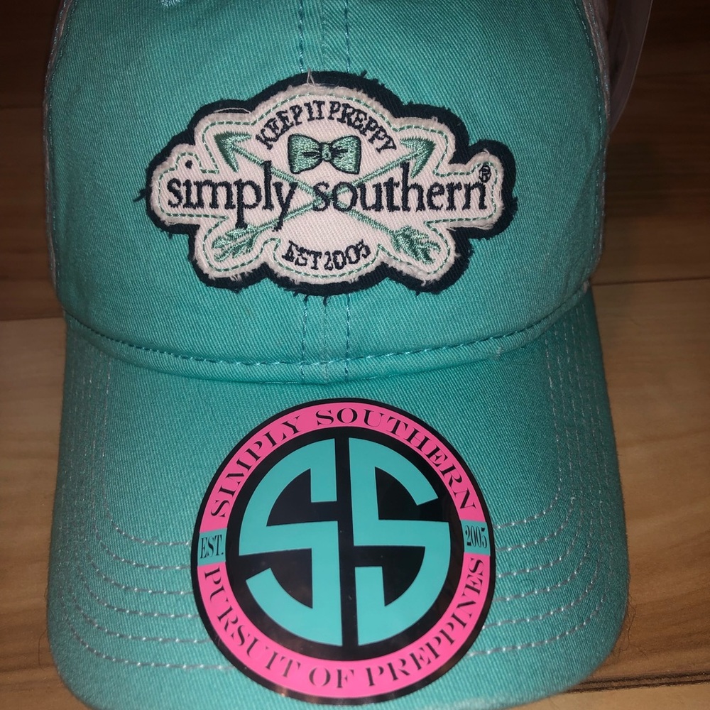 Simply Southern Iight blue/white hat
